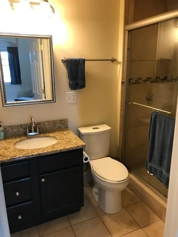 3 bed, 2 bath apartment for rent at 380 4th St Unit 3, South Boston — photo 8 of 21