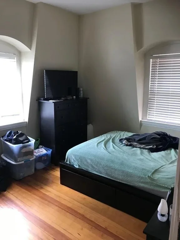 3 bed, 2 bath apartment for rent at 380 4th St Unit 3, South Boston — photo 12 of 21