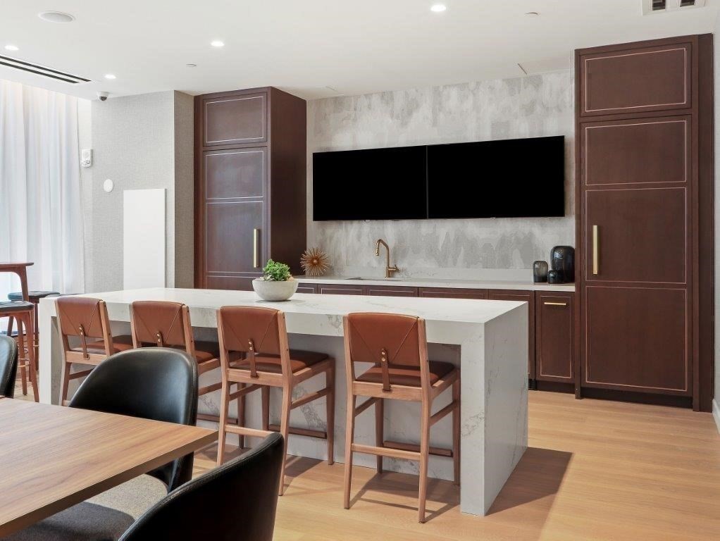 1 bed, 1 bath apartment for rent at 380 Harrison Ave Unit 1114, South End — photo 28 of 42