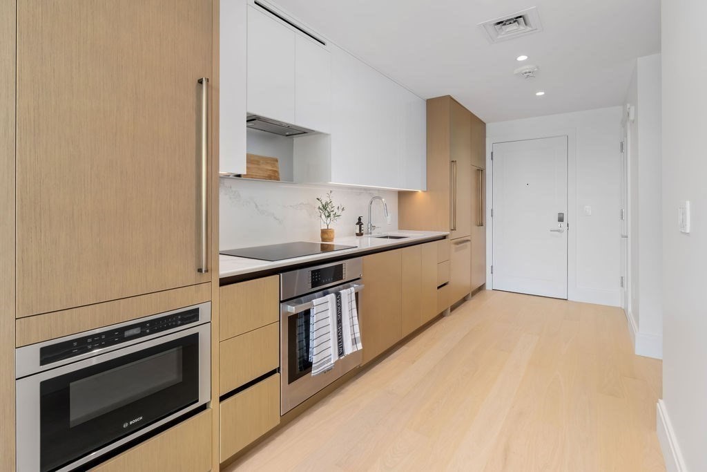 1 bed, 1 bath apartment for rent at 380 Harrison Ave Unit 1114, South End — photo 7 of 42