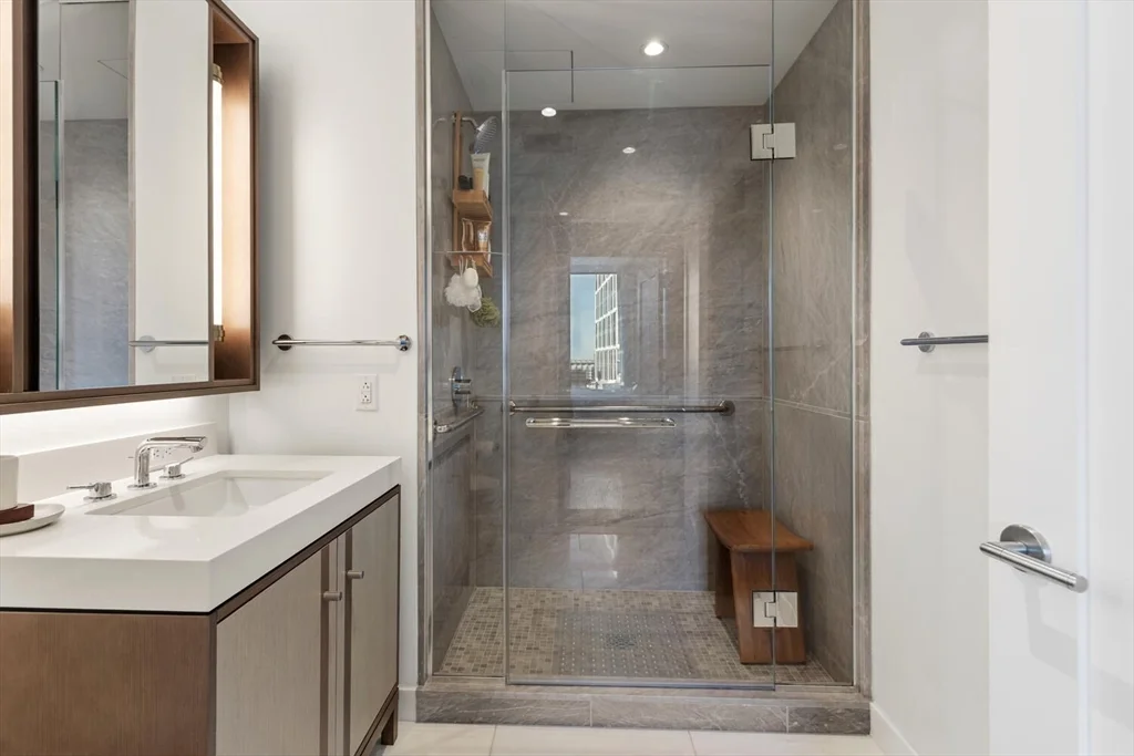 1 bed, 1 bath apartment for rent at 380 Harrison Ave Unit 1126, South End — photo 10 of 18