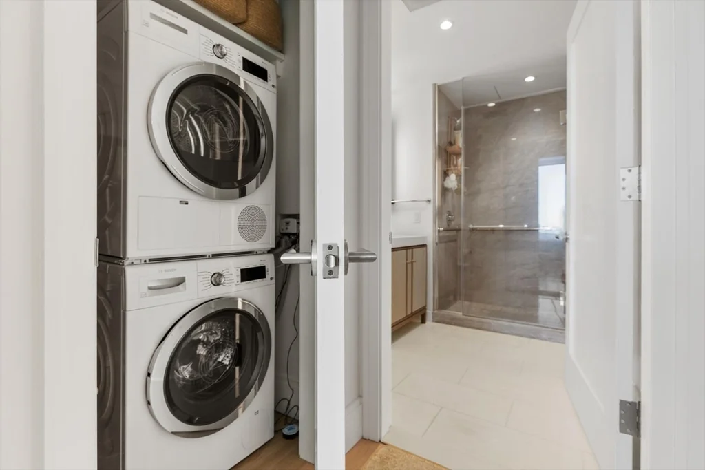 1 bed, 1 bath apartment for rent at 380 Harrison Ave Unit 1126, South End — photo 11 of 18