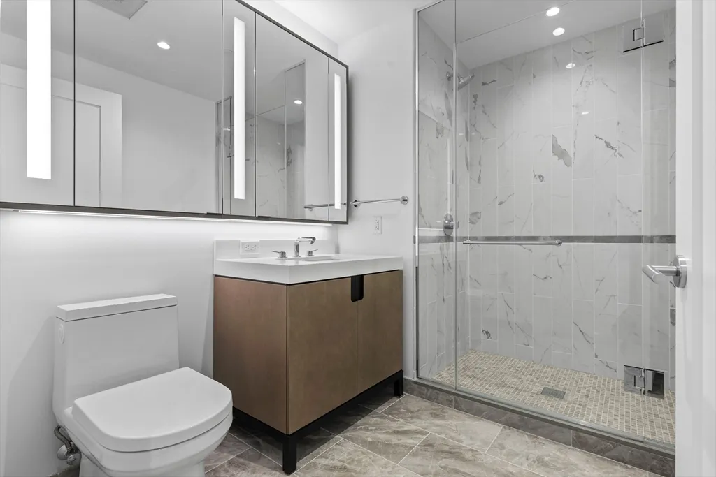 Studio bed, 1 bath apartment for rent at 380 Harrison Unit 1005, South End — photo 8 of 14
