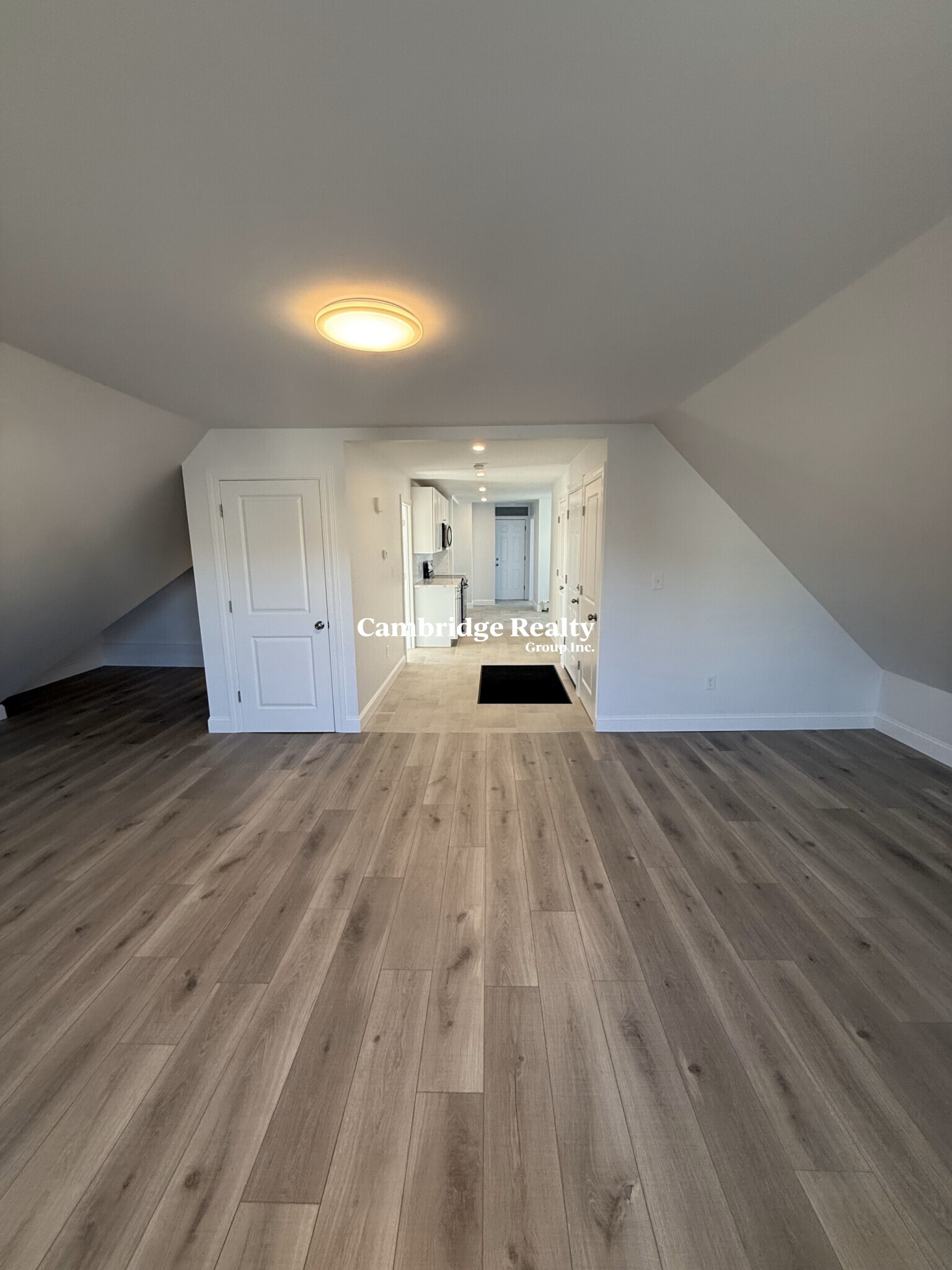 3 bed, 1 bath apartment for rent at 380 Main St Unit 3T, Everett — photo 5 of 11