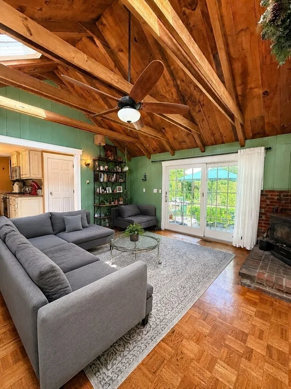 3 bed, 2 bath apartment for rent at 380 N Main St, Sharon — photo 2 of 13