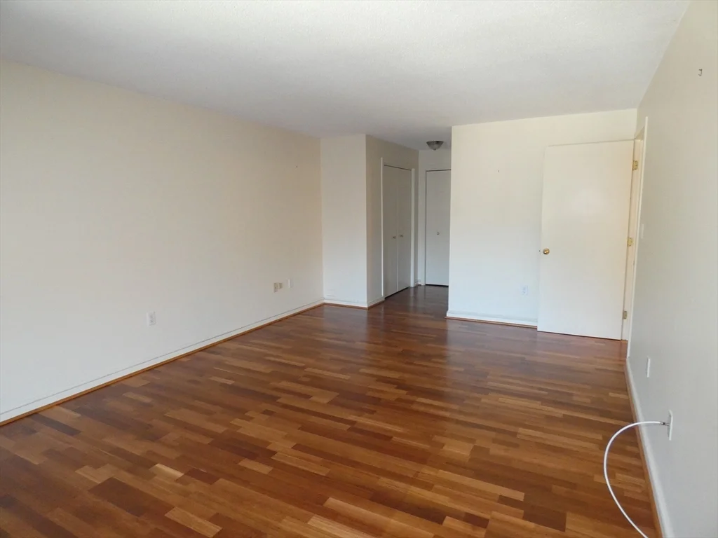 2 bed, 2 bath apartment for rent at 380 Place Ln Unit 380, Woburn — photo 17 of 26