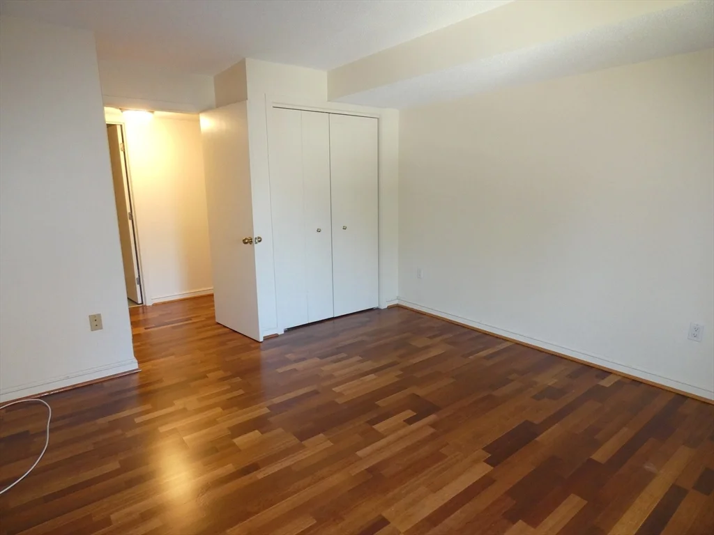 2 bed, 2 bath apartment for rent at 380 Place Ln Unit 380, Woburn — photo 15 of 26