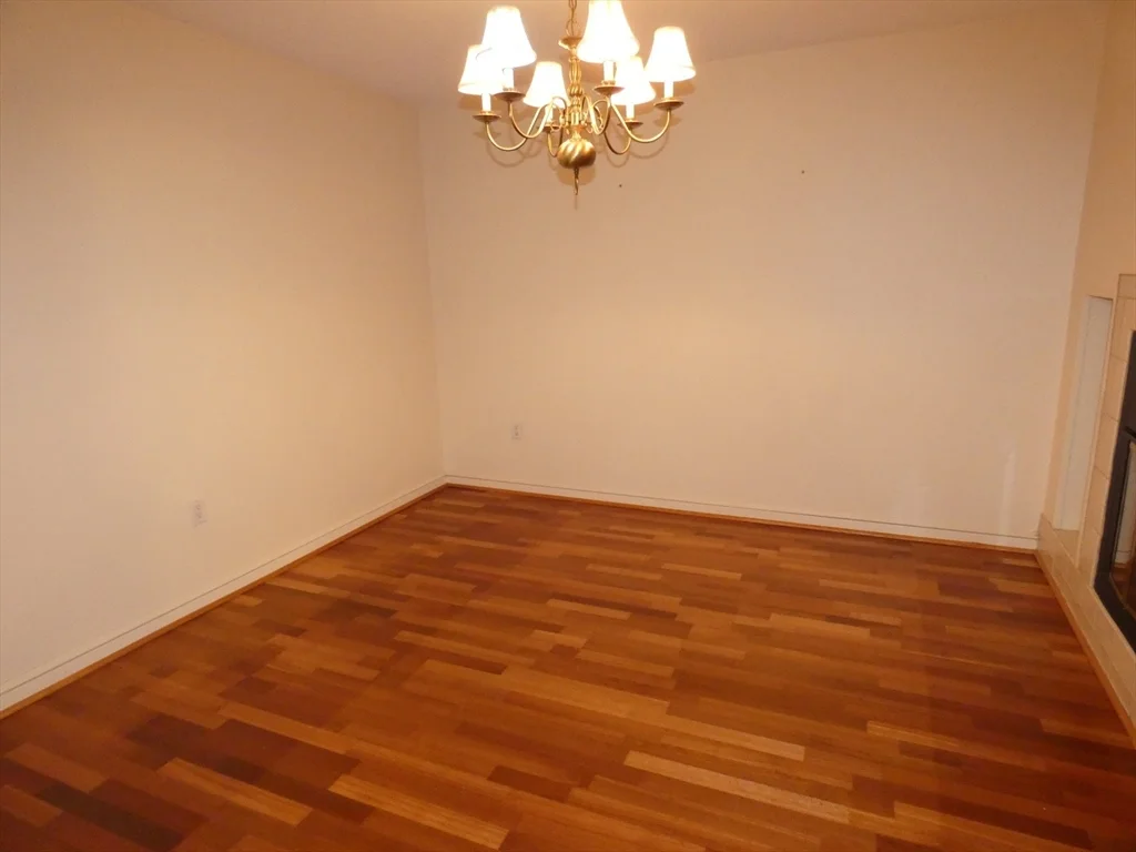 2 bed, 2 bath apartment for rent at 380 Place Ln Unit 380, Woburn — photo 11 of 26