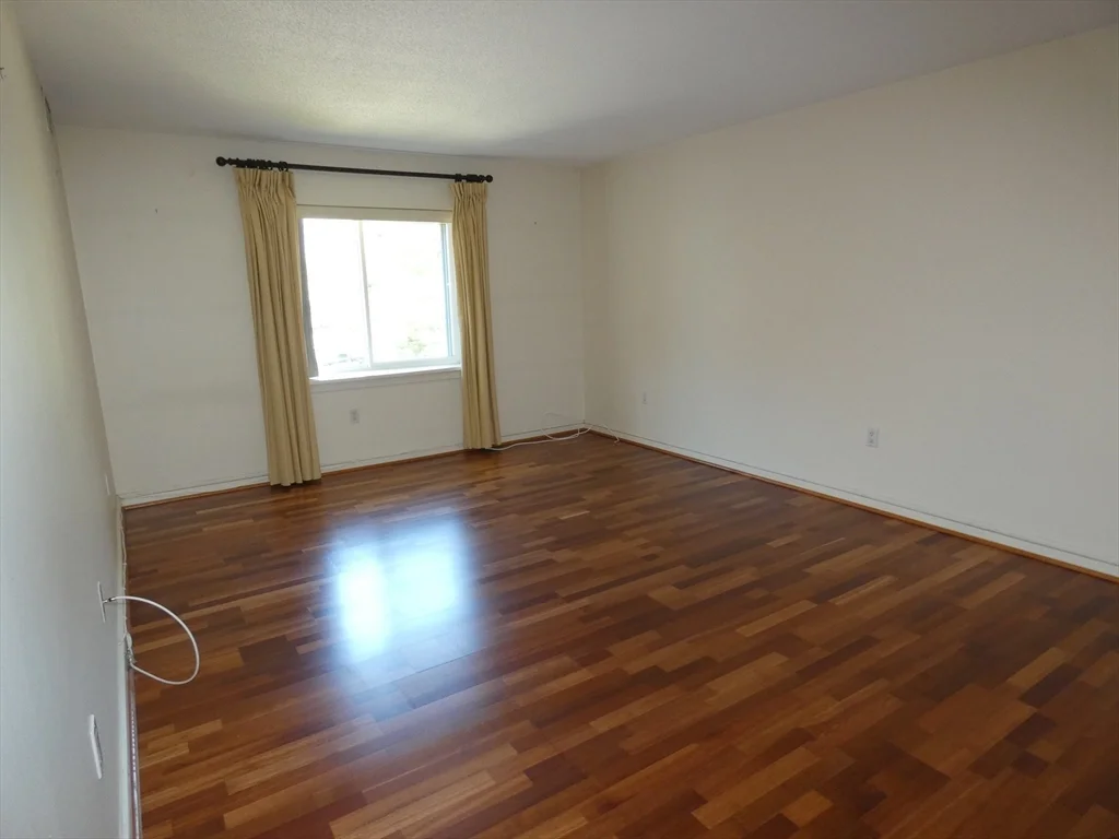 2 bed, 2 bath apartment for rent at 380 Place Ln Unit 380, Woburn — photo 16 of 26