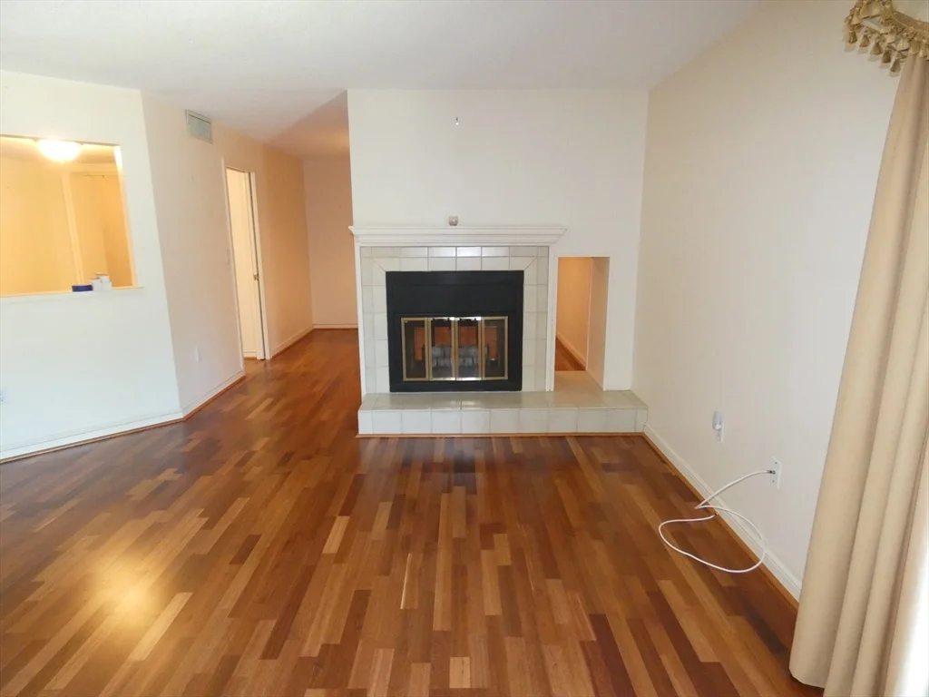 2 bed, 2 bath apartment for rent at 380 Place Ln Unit 380, Woburn — photo 4 of 26