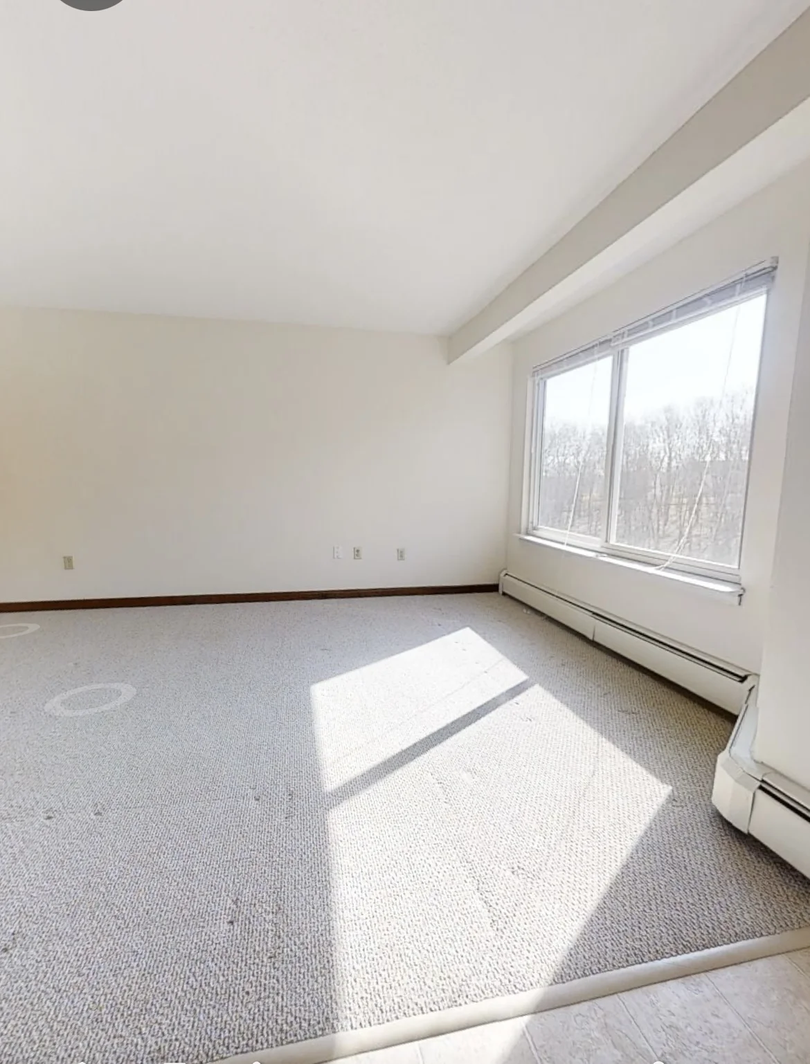1 bed, 1 bath apartment for rent at 380 Sunderland Rd Unit 33, Broadmeadow Brook — photo 1 of 5