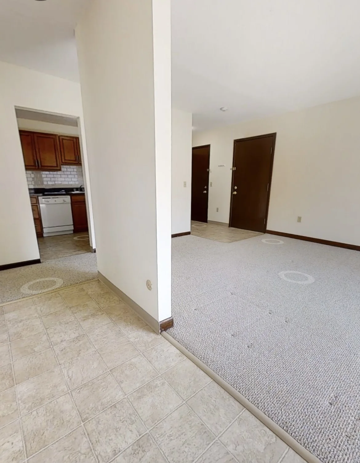 1 bed, 1 bath apartment for rent at 380 Sunderland Rd Unit 33, Broadmeadow Brook — photo 3 of 5