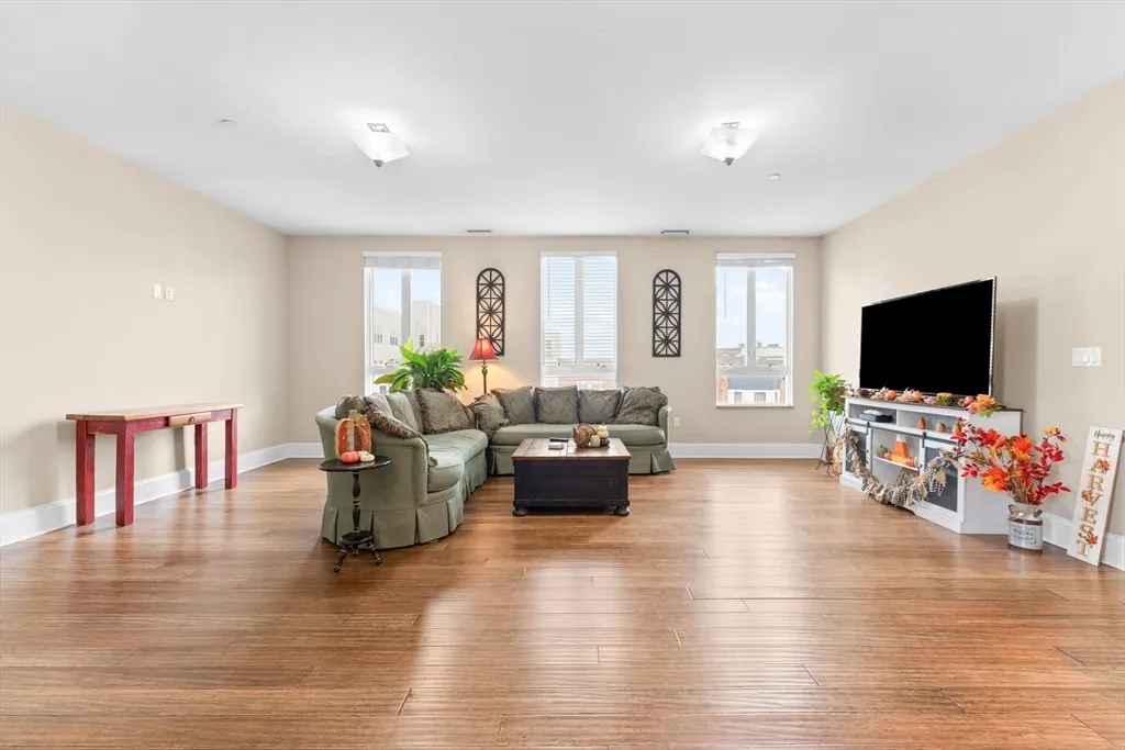 2 bed, 2 bath apartment for rent at 380 W Broadway Unit 401, South Boston — photo 7 of 25