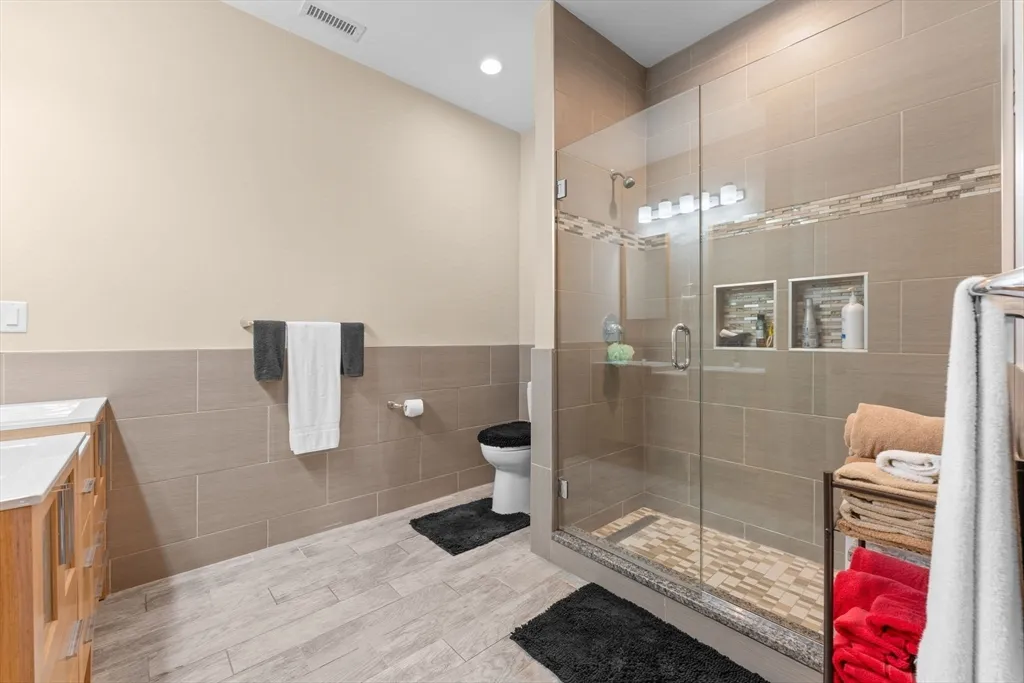 2 bed, 2 bath apartment for rent at 380 W Broadway Unit 401, South Boston — photo 16 of 25