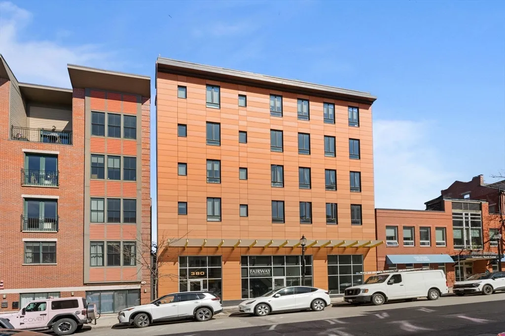 2 bed, 2 bath apartment for rent at 380 W Broadway Unit 401, South Boston — photo 21 of 25