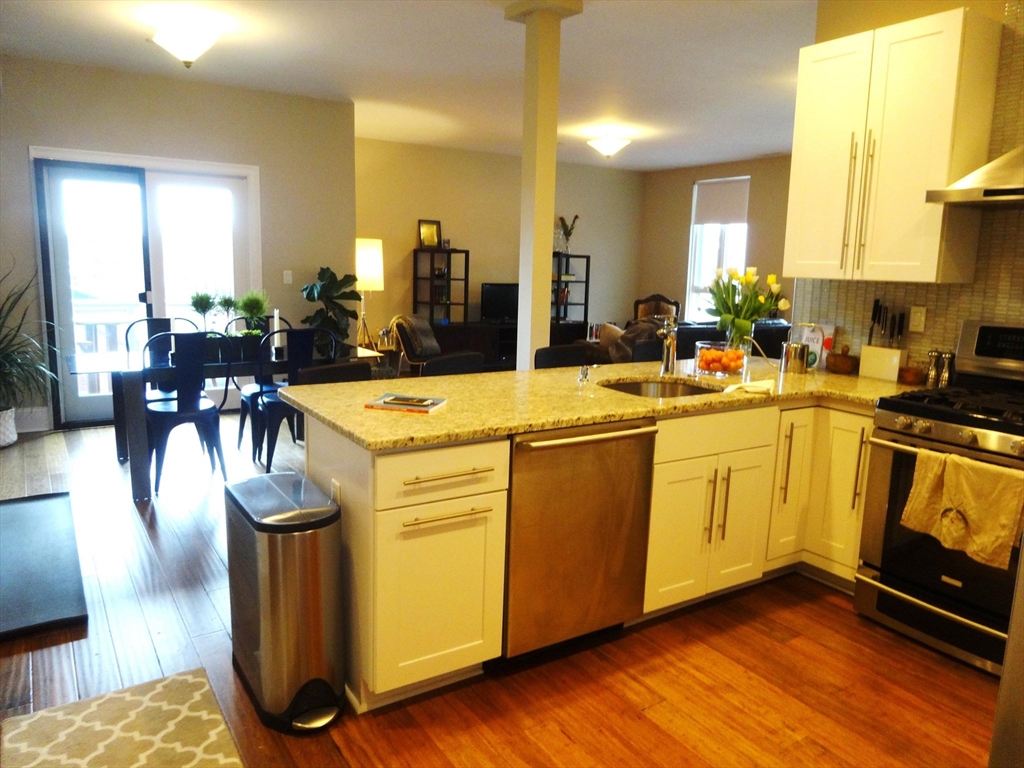 2 bed, 2 bath apartment for rent at 380 W Broadway Unit 501 Front, South Boston — photo 3 of 19
