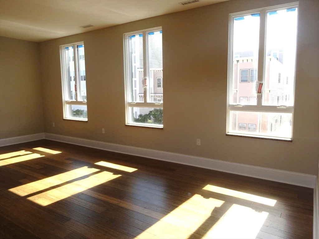 2 bed, 2 bath apartment for rent at 380 W Broadway Unit 501 Front, South Boston — photo 5 of 19