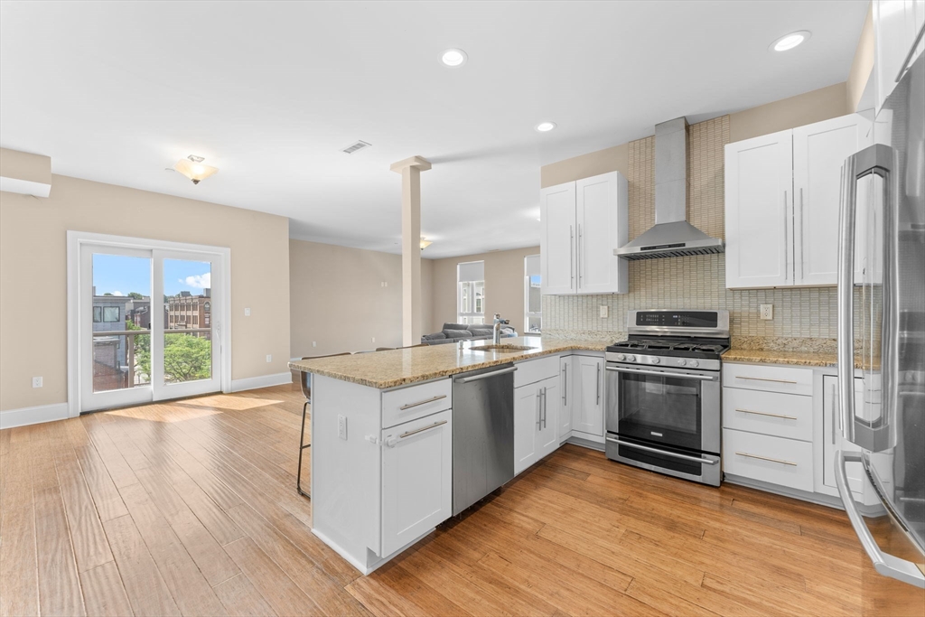 2 bed, 2 bath apartment for rent at 380 W Broadway Unit 501, South Boston — photo 2 of 21