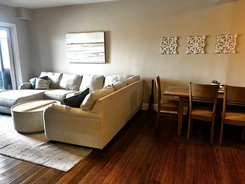 2 bed, 2 bath apartment for rent at 380 W Broadway Unit 202, South Boston — photo 6 of 24