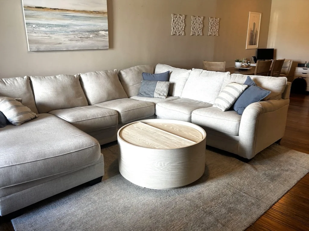 2 bed, 2 bath apartment for rent at 380 W Broadway Unit 202, South Boston — photo 3 of 24