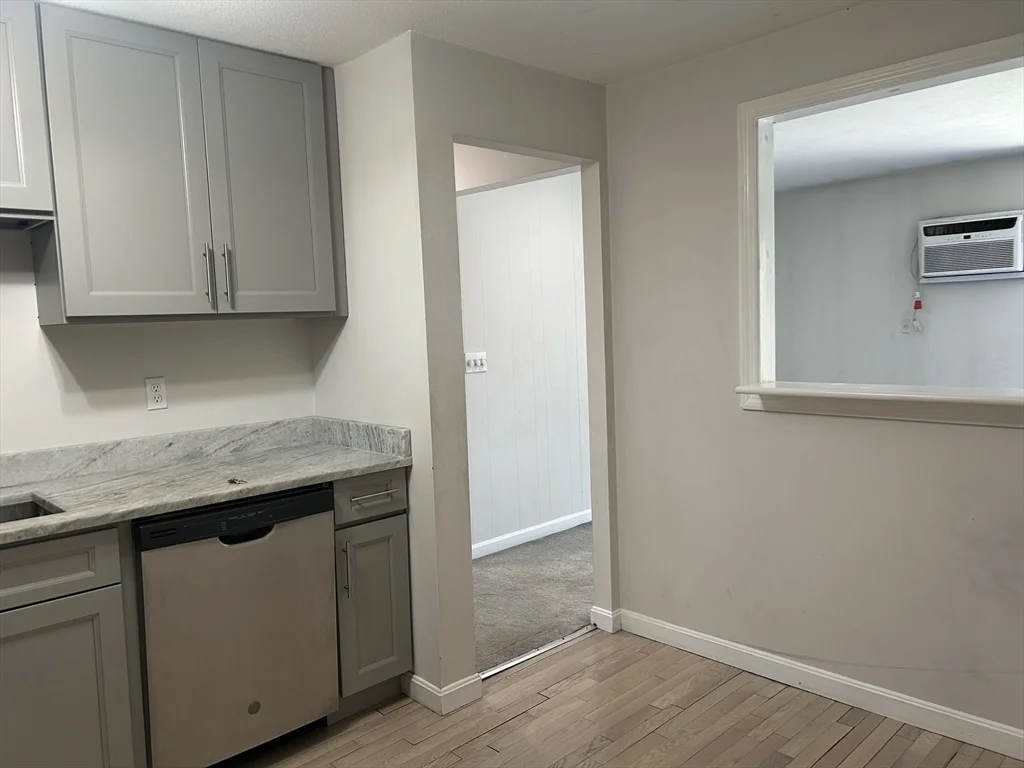 2 bed, 1 bath apartment for rent at 380A Great Rd Unit 301, Acton — photo 7 of 31