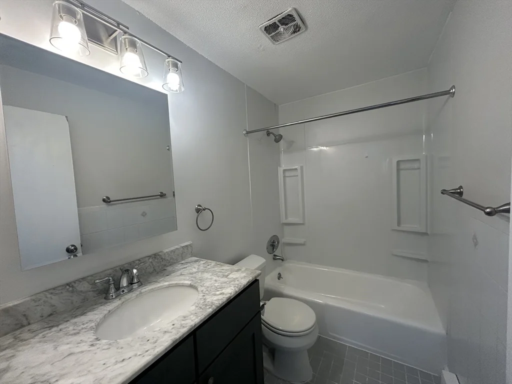 2 bed, 1 bath apartment for rent at 380A Great Rd Unit 301, Acton — photo 17 of 31
