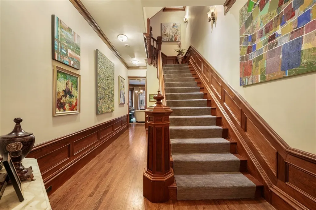 5 bed, 3.5 bath apartment for rent at 381 Beacon St Unit 0, Back Bay — photo 11 of 23