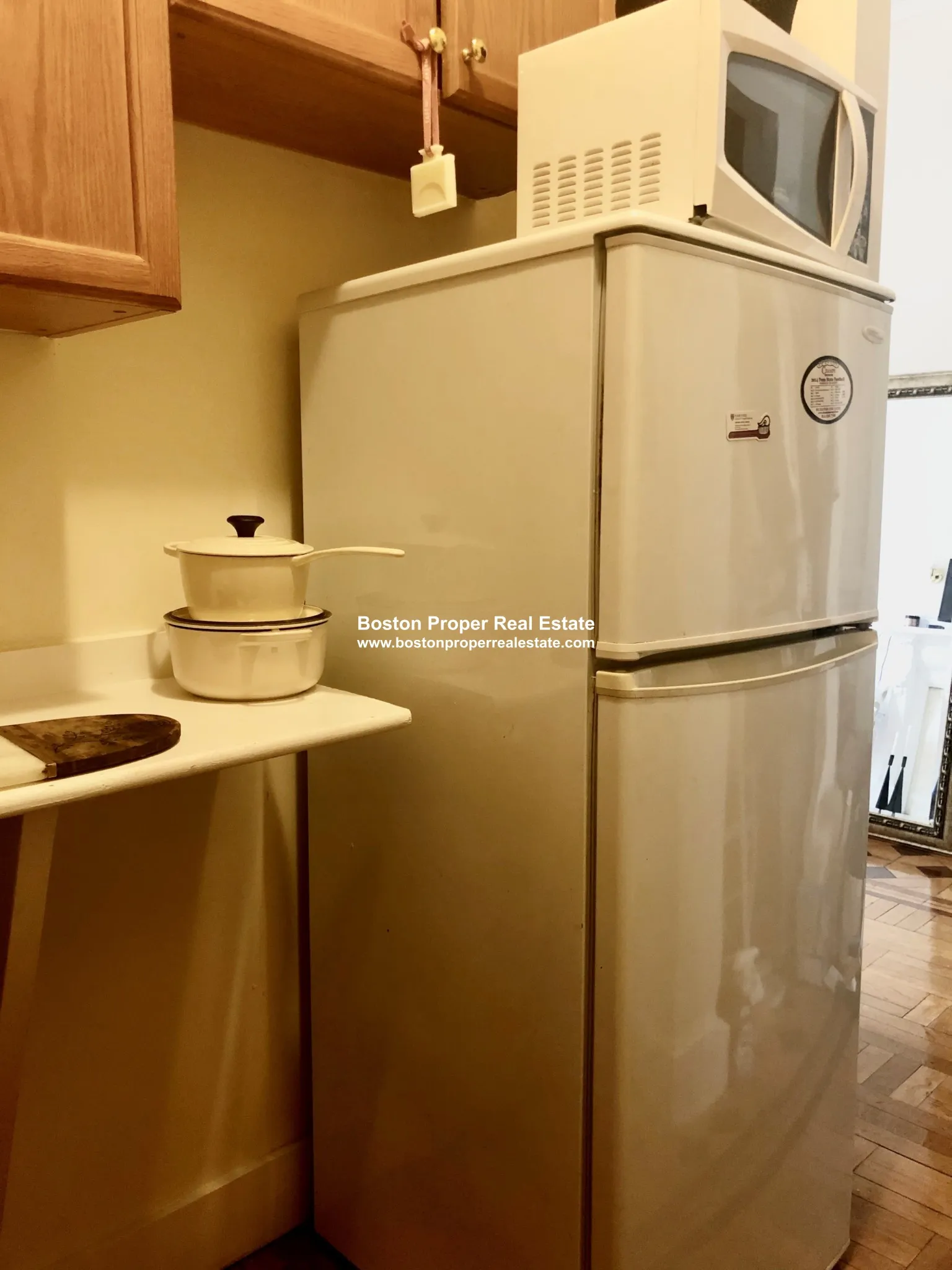 Studio bed, 1 bath apartment for rent at 381 Commonwealth Ave Unit 3, Back Bay — photo 7 of 11