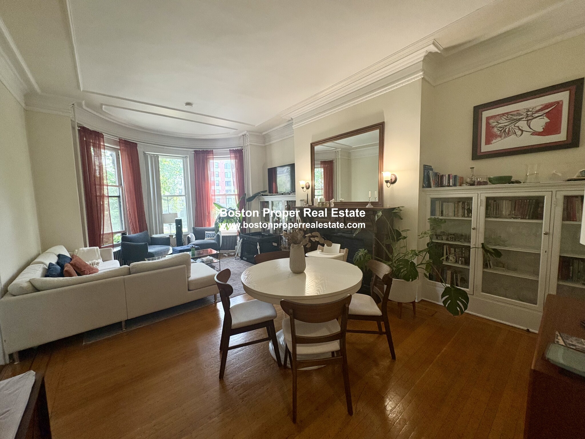 2 bed, 2 bath apartment for rent at 381 Commonwealth Ave Unit 4, Back Bay