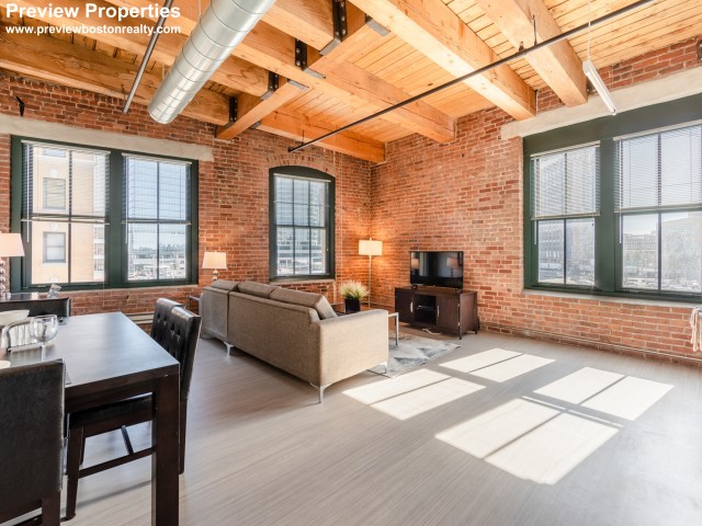 Studio bed, 1 bath apartment for rent at 381 Congress St Unit 403P, Seaport District — photo 7 of 16