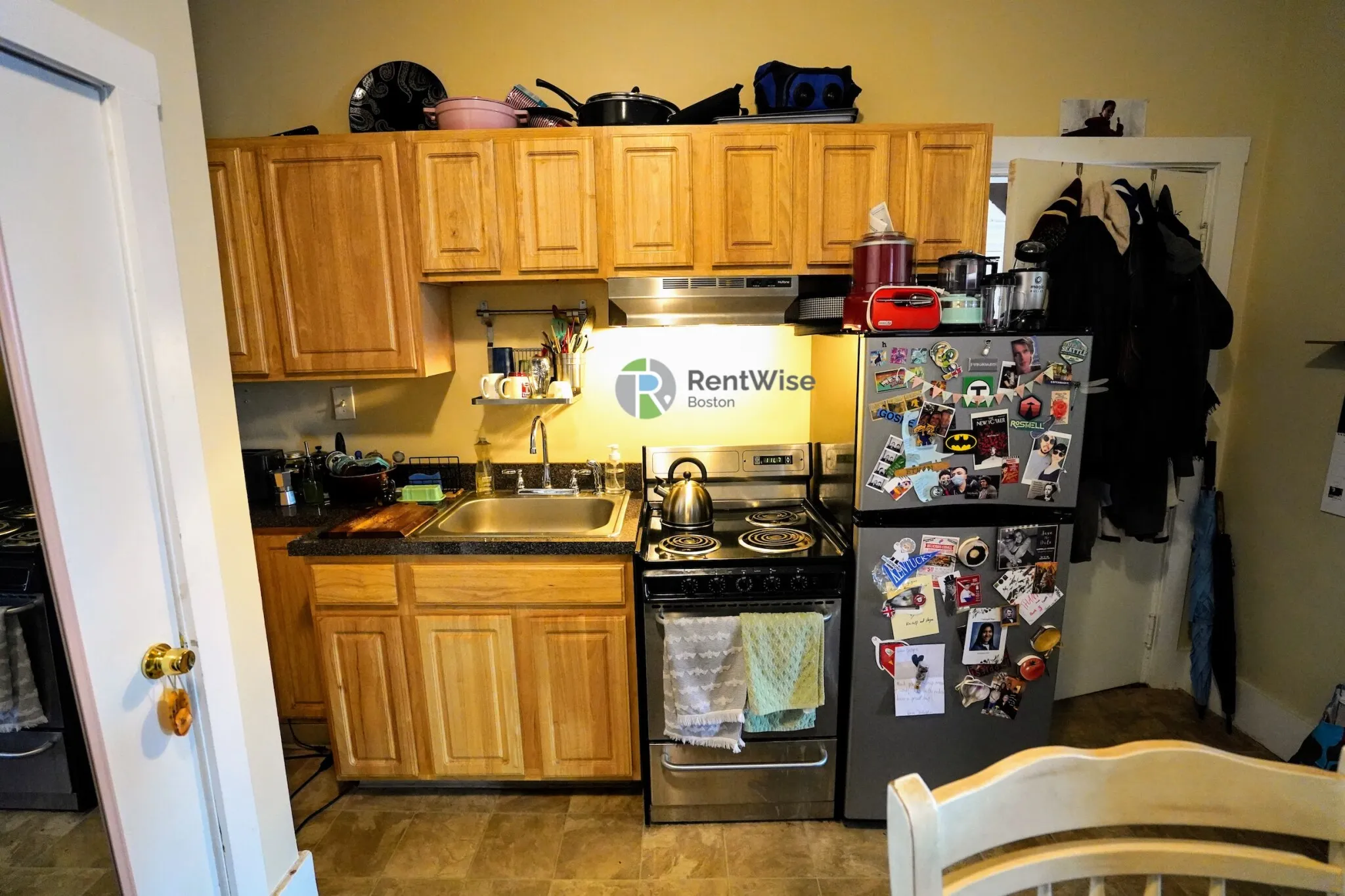 Studio bed, 1 bath apartment for rent at 381 Dorchester St Unit 1A, South Boston — photo 10 of 12
