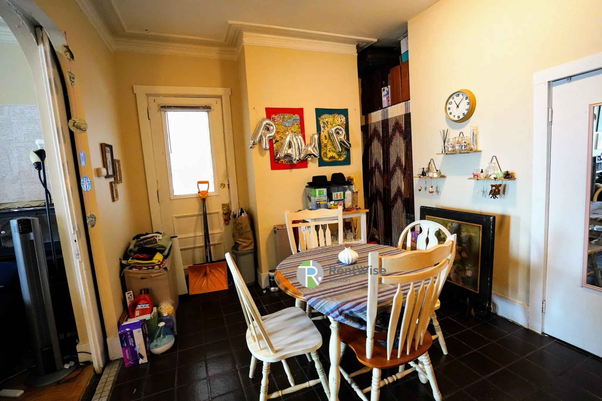 Studio bed, 1 bath apartment for rent at 381 Dorchester St Unit 1A, South Boston — photo 6 of 12
