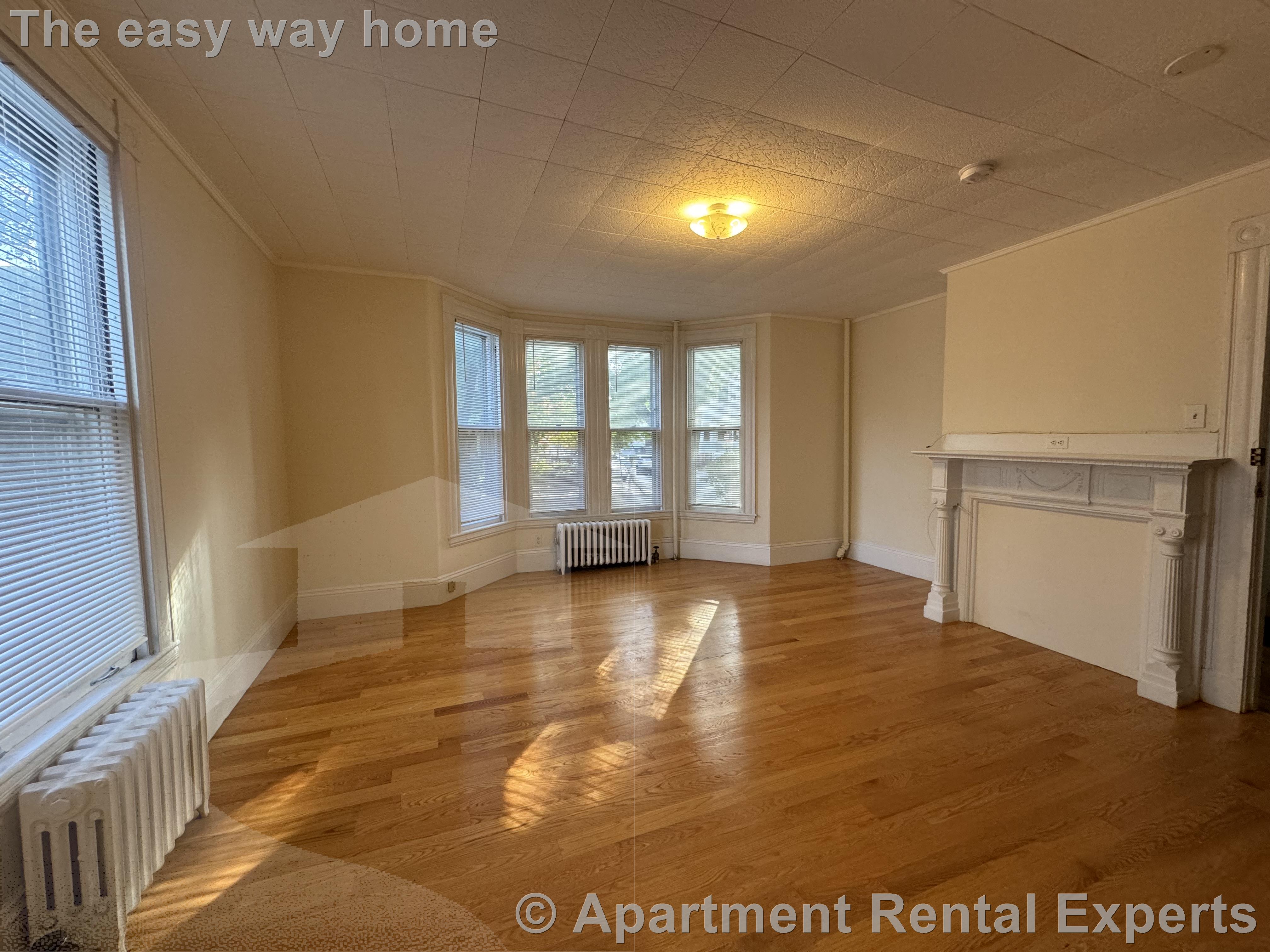 1 bed, 1 bath apartment for rent at 381 Harvard St Unit 1, Harvard Square — photo 3 of 8