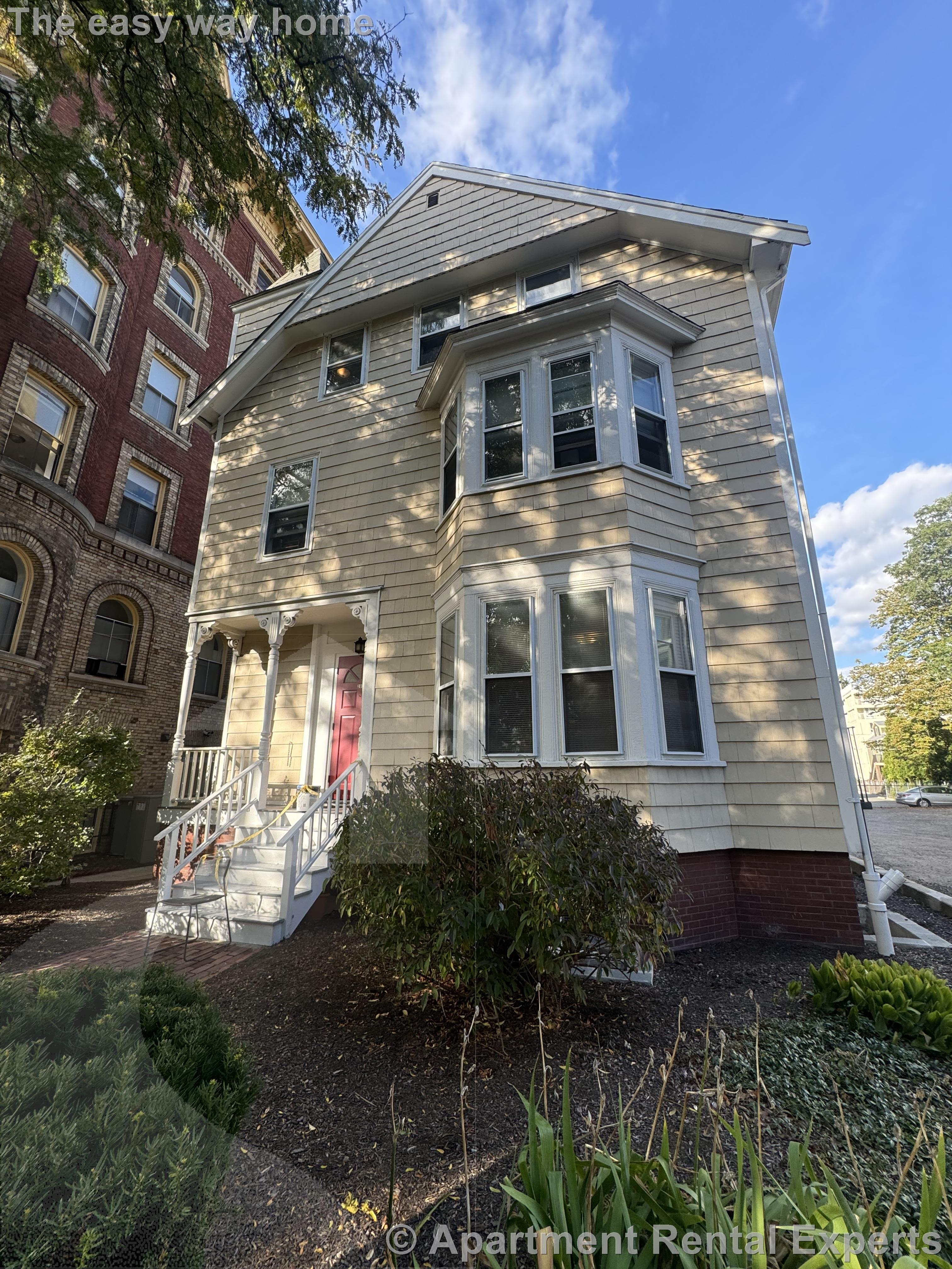 1 bed, 1 bath apartment for rent at 381 Harvard St Unit 1, Harvard Square — photo 1 of 8