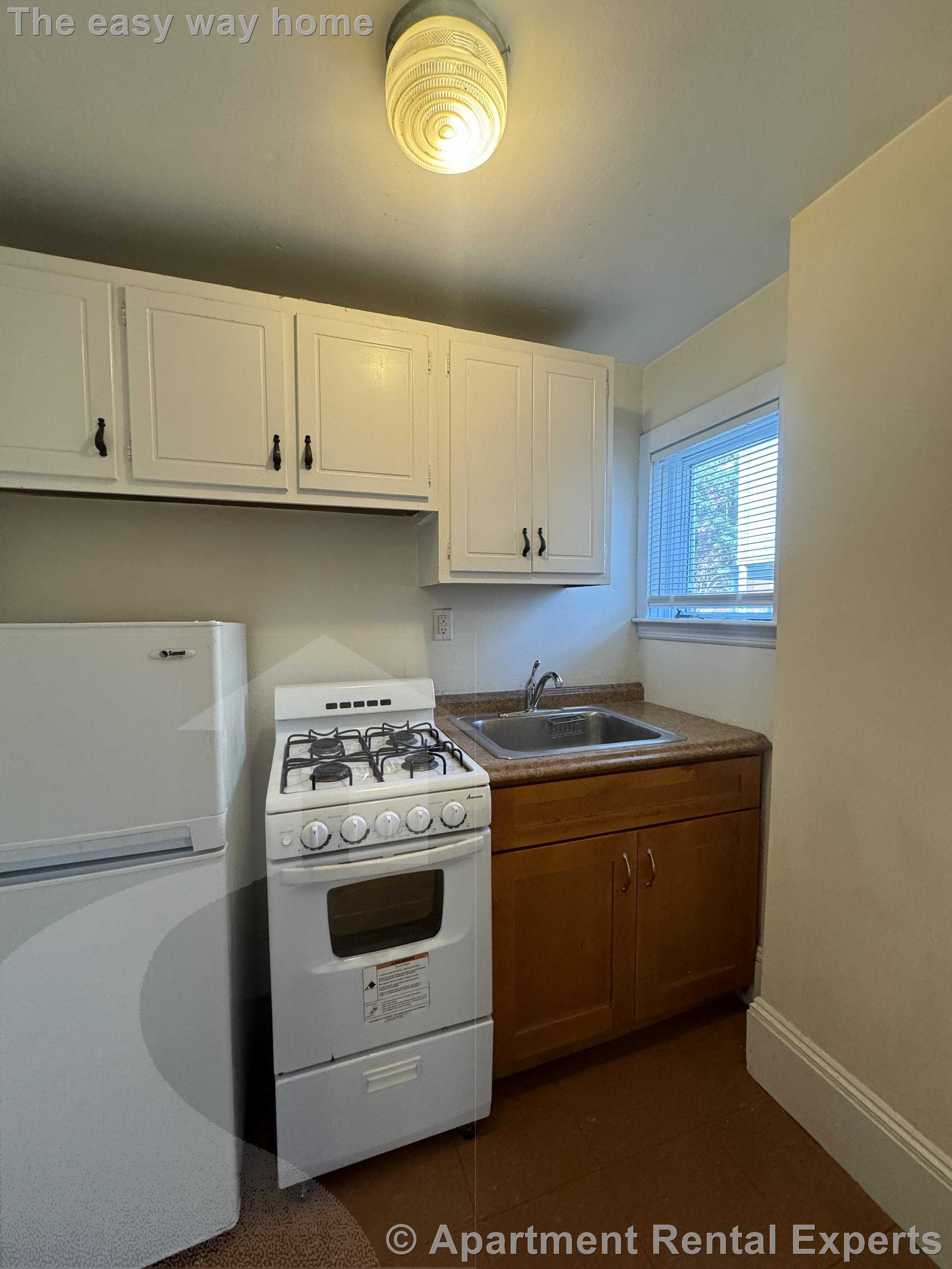 1 bed, 1 bath apartment for rent at 381 Harvard St Unit 1, Harvard Square — photo 6 of 8