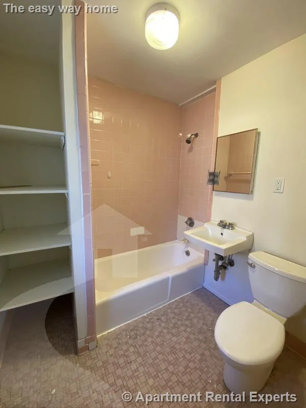 1 bed, 1 bath apartment for rent at 381 Harvard St Unit 2, Harvard Square — photo 7 of 7