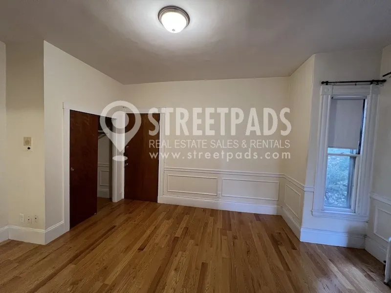 1 bed, 1 bath apartment for rent at 381 Harvard St Unit 2, Mid Cambridge — photo 7 of 26