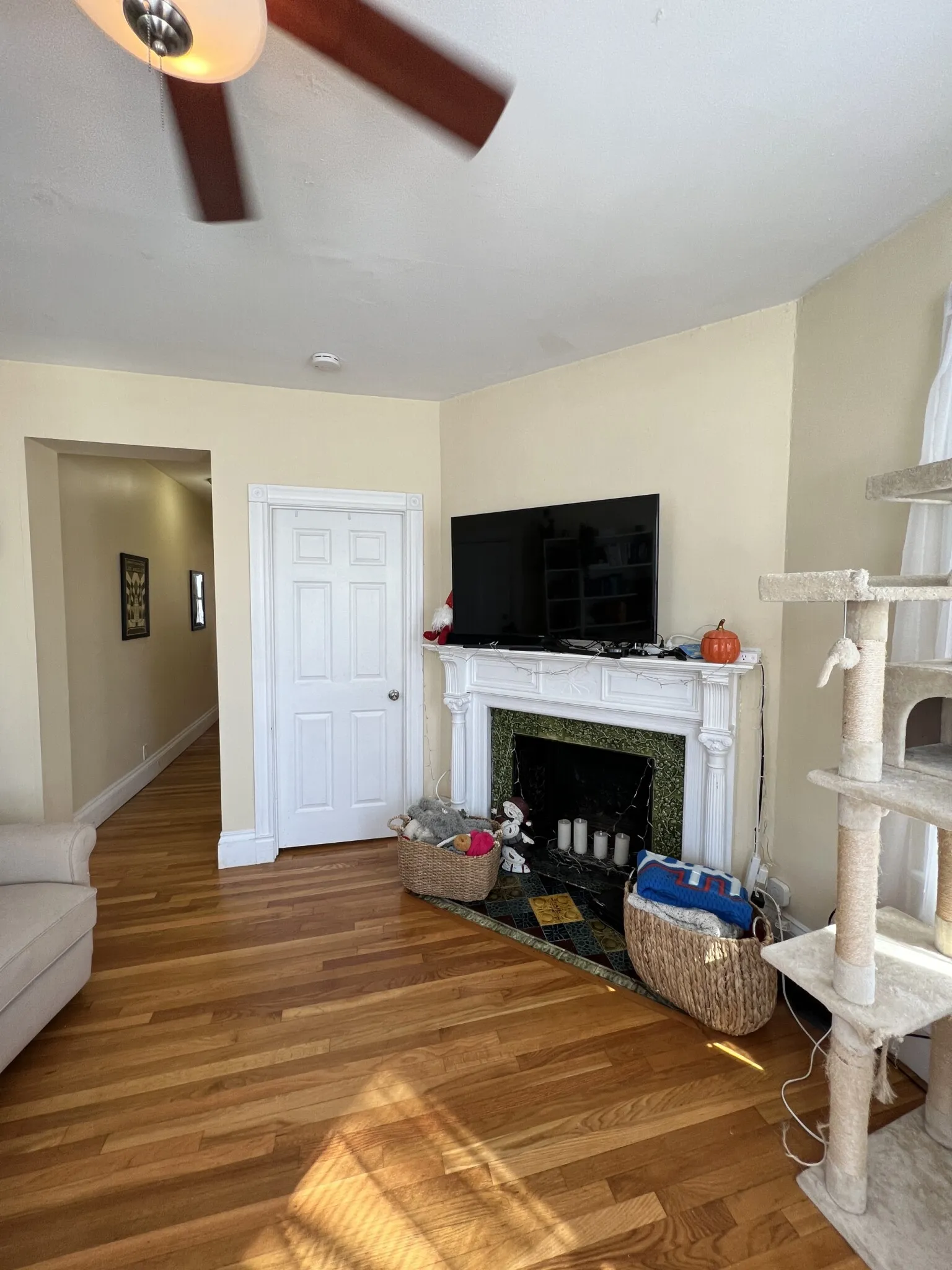 3 bed, 1 bath apartment for rent at 381 Highland Ave Unit 1, Powder House Square — photo 15 of 20