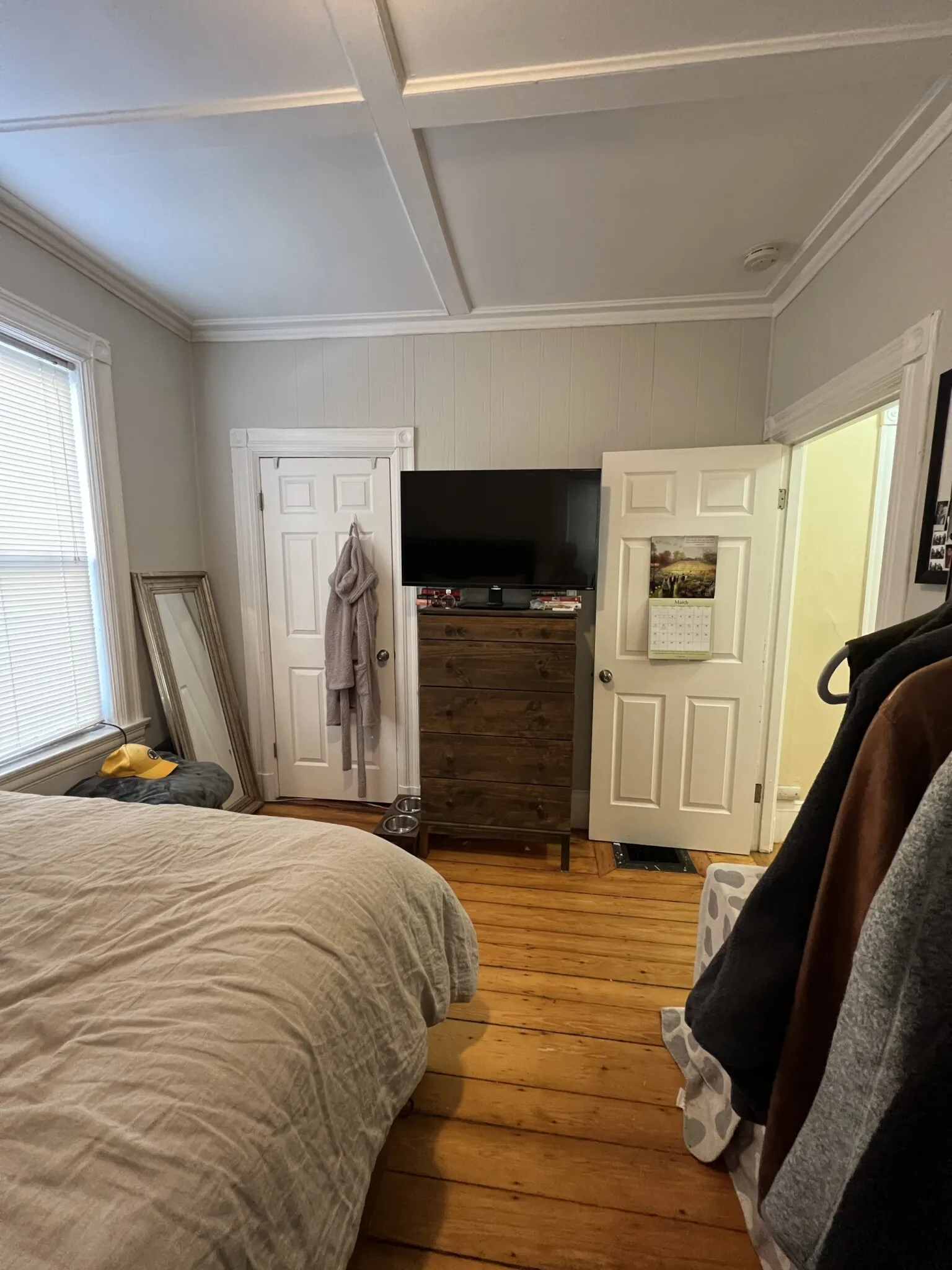 3 bed, 1 bath apartment for rent at 381 Highland Ave Unit 1, Powder House Square — photo 10 of 20