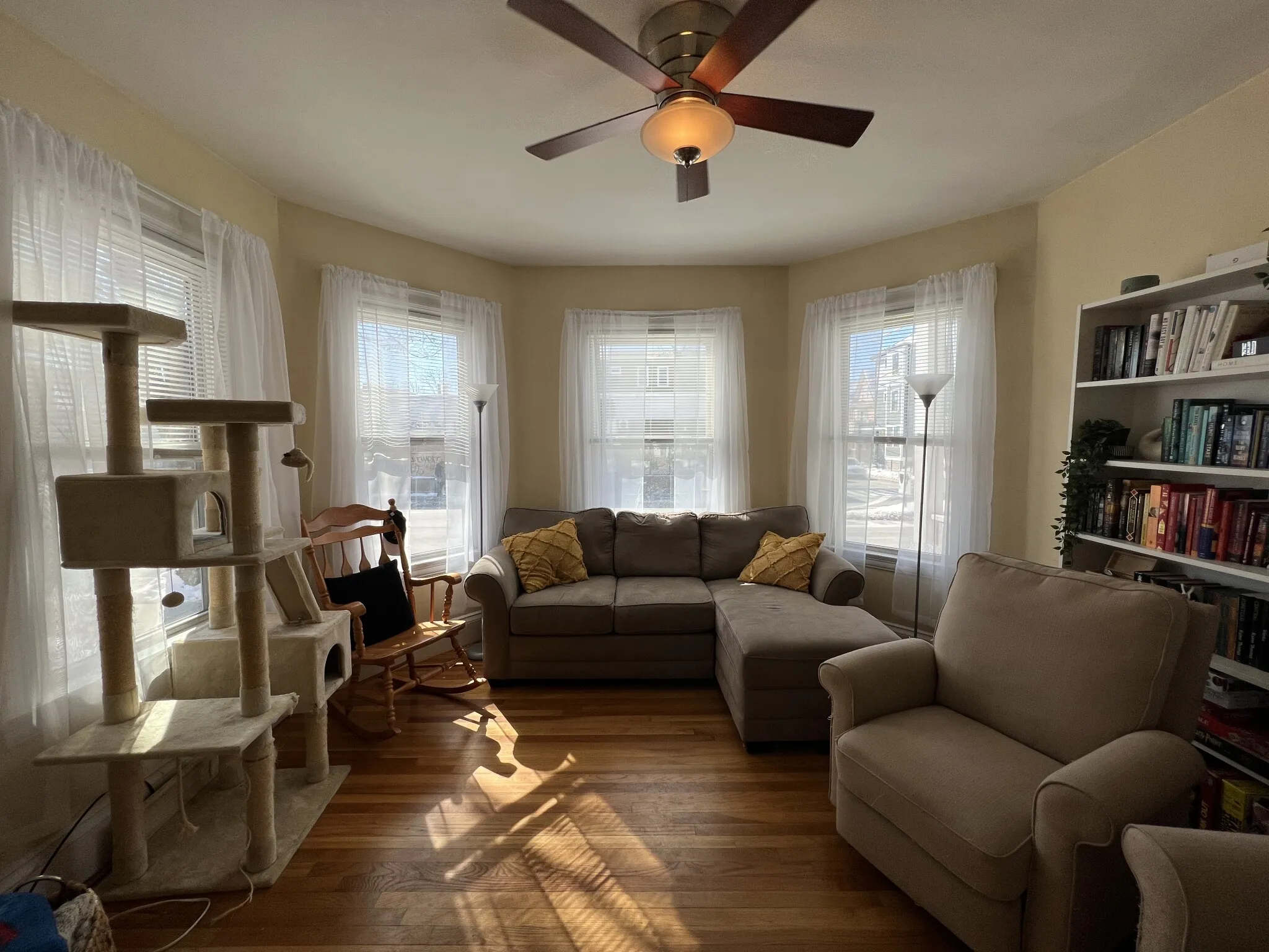 3 bed, 1 bath apartment for rent at 381 Highland Ave Unit 1, Powder House Square — photo 14 of 20