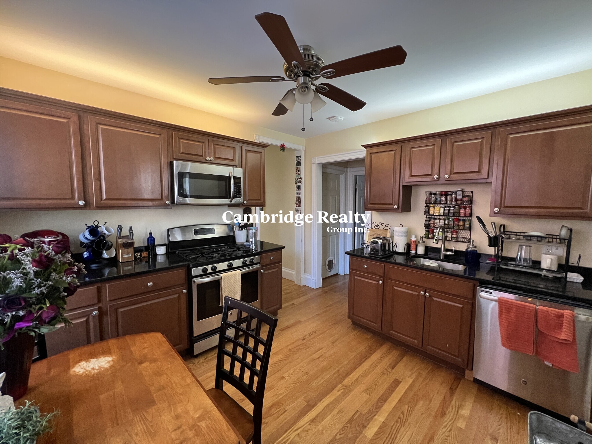 3 bed, 1 bath apartment for rent at 381 Highland Ave Unit 1T, Powder House Square