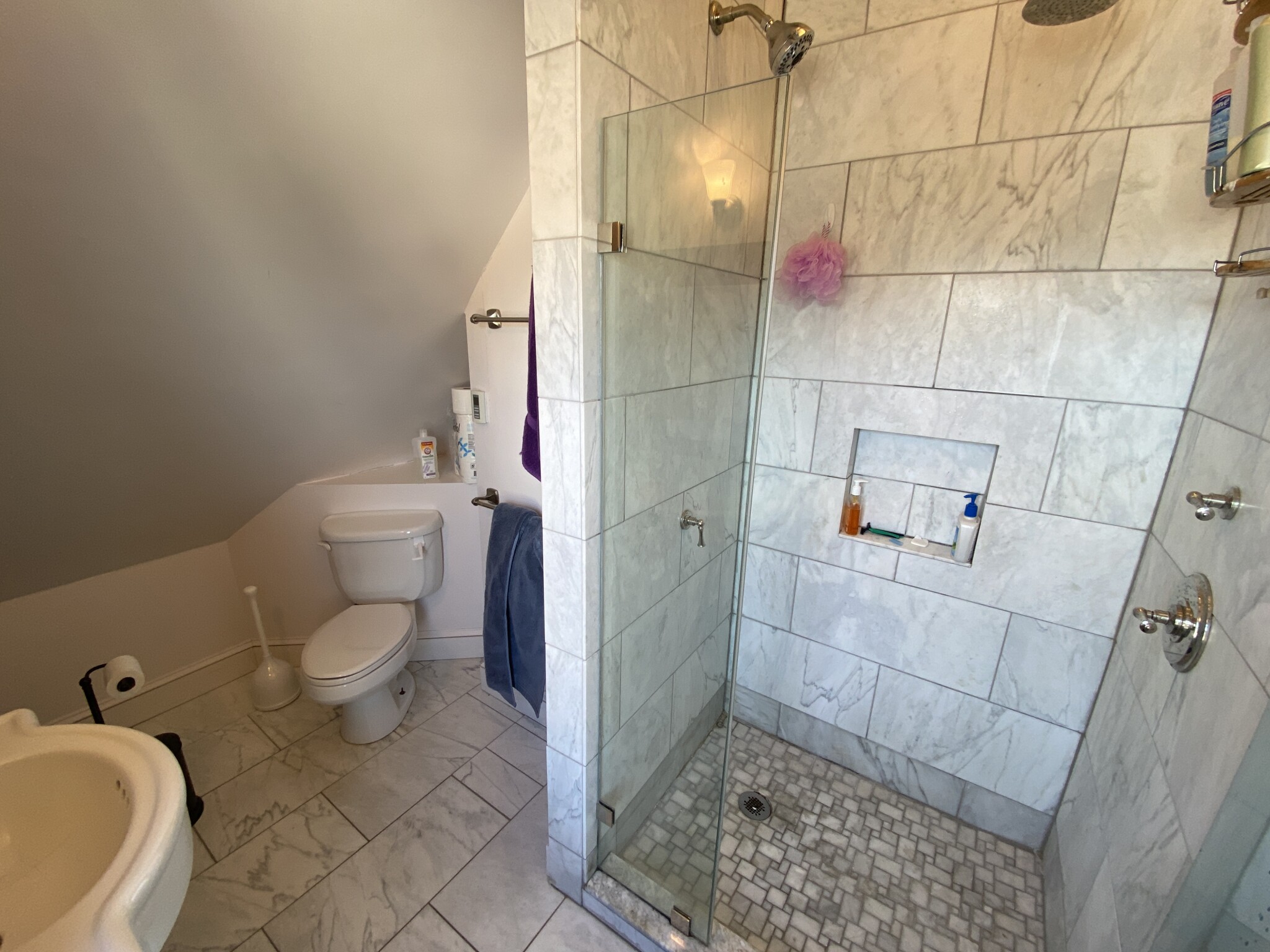 5 bed, 2 bath apartment for rent at 381 Highland Ave Unit 2R, Powder House Square — photo 30 of 40