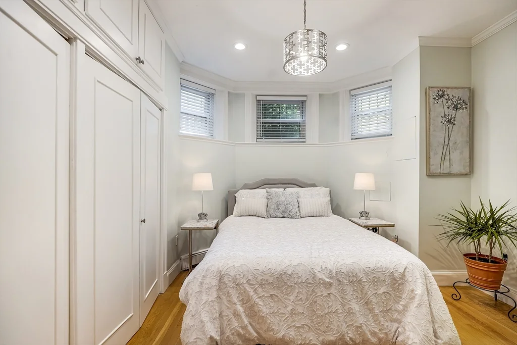 1 bed, 1 bath apartment for rent at 381 Marlborough St Unit 1, Back Bay — photo 12 of 22