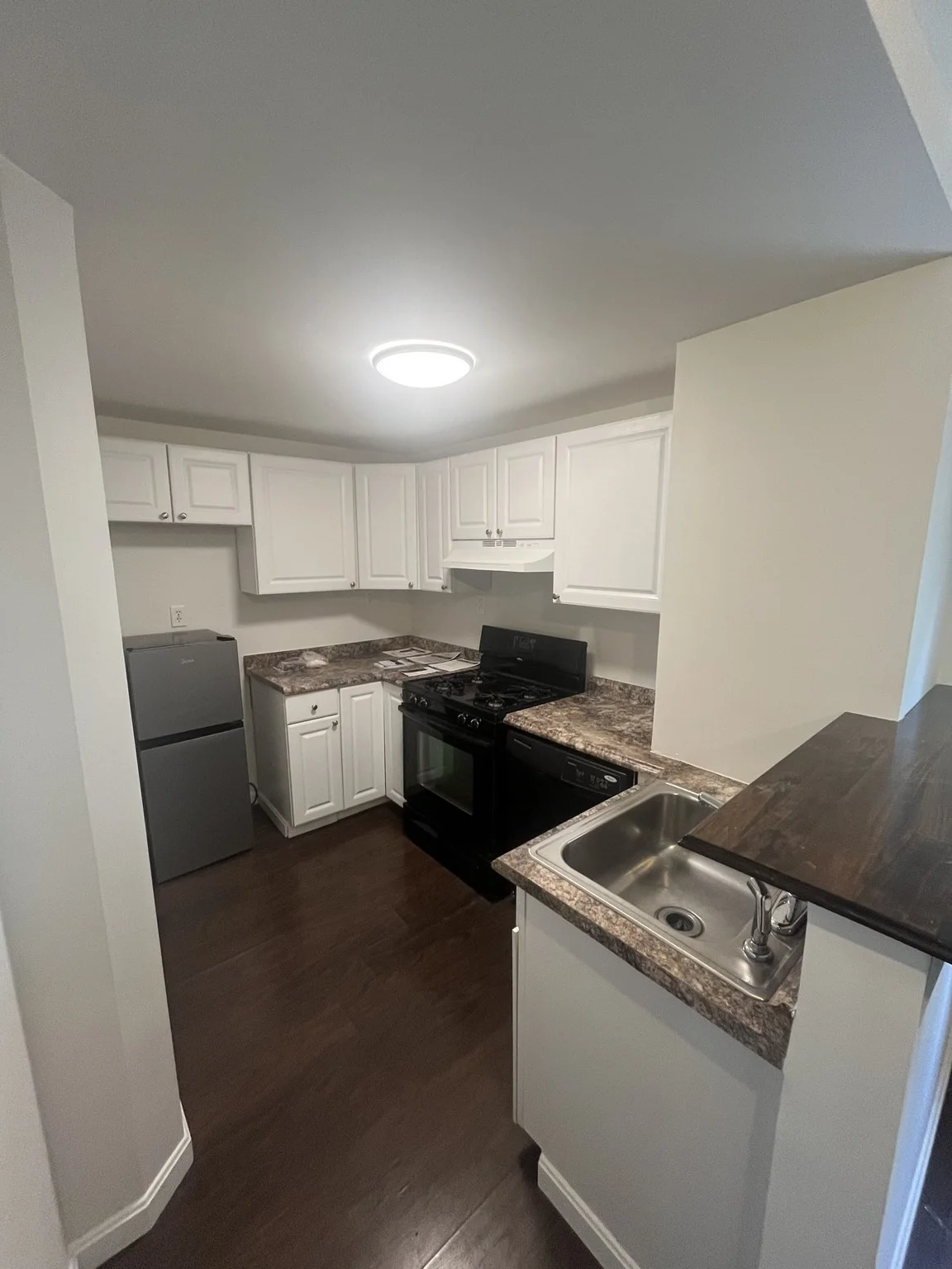 1 bed, 1 bath apartment for rent at 381 Reservoir St Unit 1, Revere — photo 4 of 7