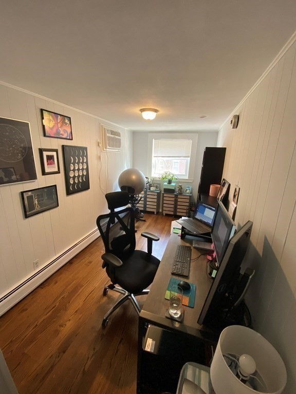 2 bed, 1 bath apartment for rent at 381 Sumner Unit 1, East Boston — photo 5 of 7