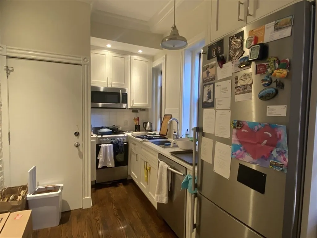 2 bed, 1 bath apartment for rent at 382 Commonwealth Ave Unit 13, Back Bay — photo 16 of 16