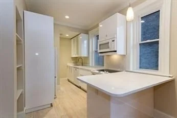 2 bed, 1 bath apartment for rent at 382 Commonwealth Ave Unit 23, Back Bay — photo 7 of 17