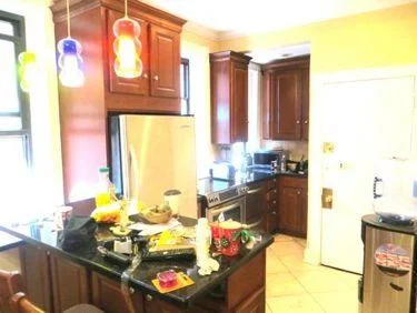 2 bed, 1.5 bath apartment for rent at 382 Commonwealth Ave Unit 52, Back Bay — photo 2 of 19