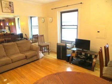 2 bed, 1.5 bath apartment for rent at 382 Commonwealth Ave Unit 52, Back Bay