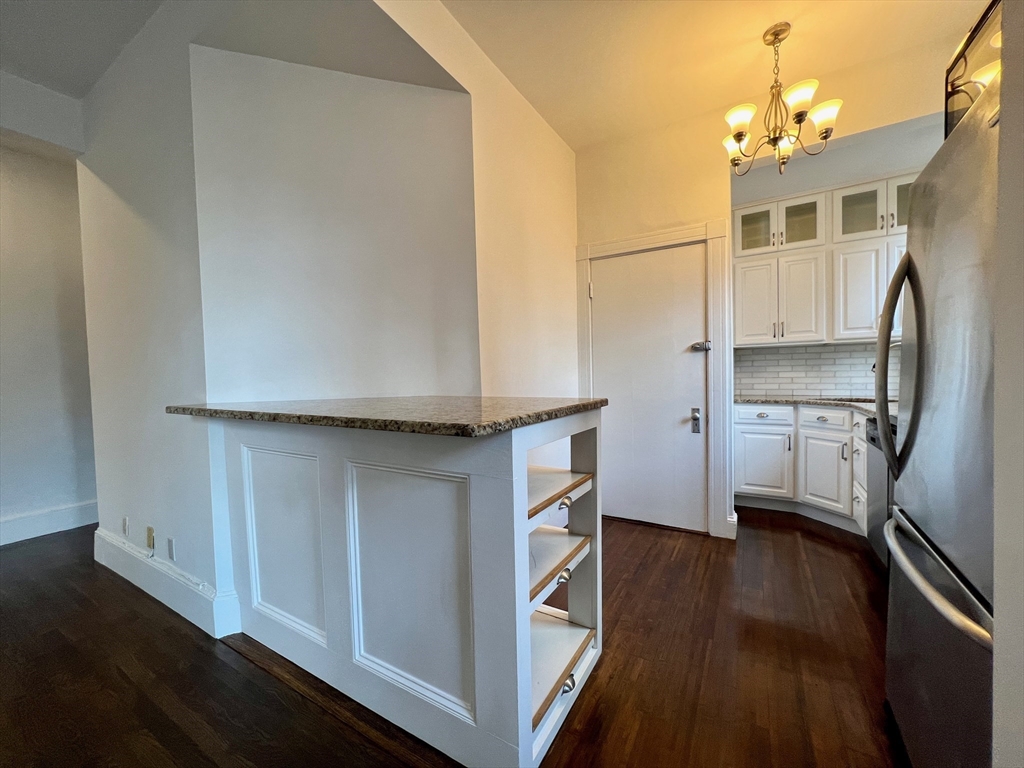 2 bed, 1 bath apartment for rent at 382 Commonwealth Ave Unit 53, Back Bay — photo 3 of 13